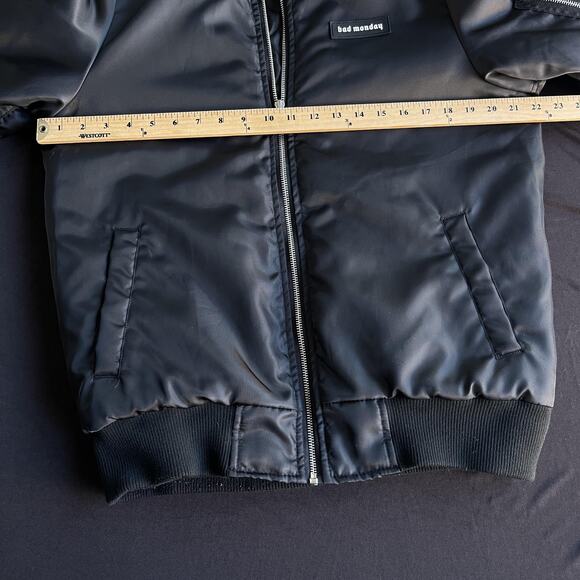 Bad Monday Bomber Jacket Mens Small Black Quilted Skull Moth Embroidered Zip - Picture 10 of 11